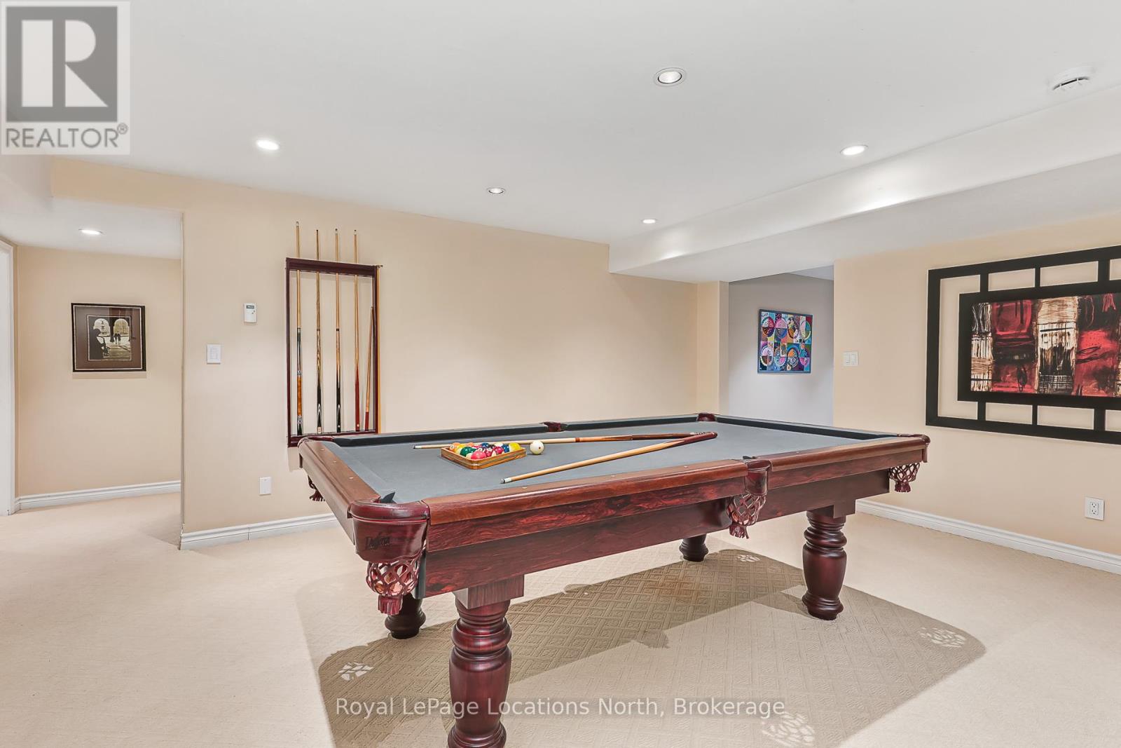 44 BLACKBURN AVENUE - 29