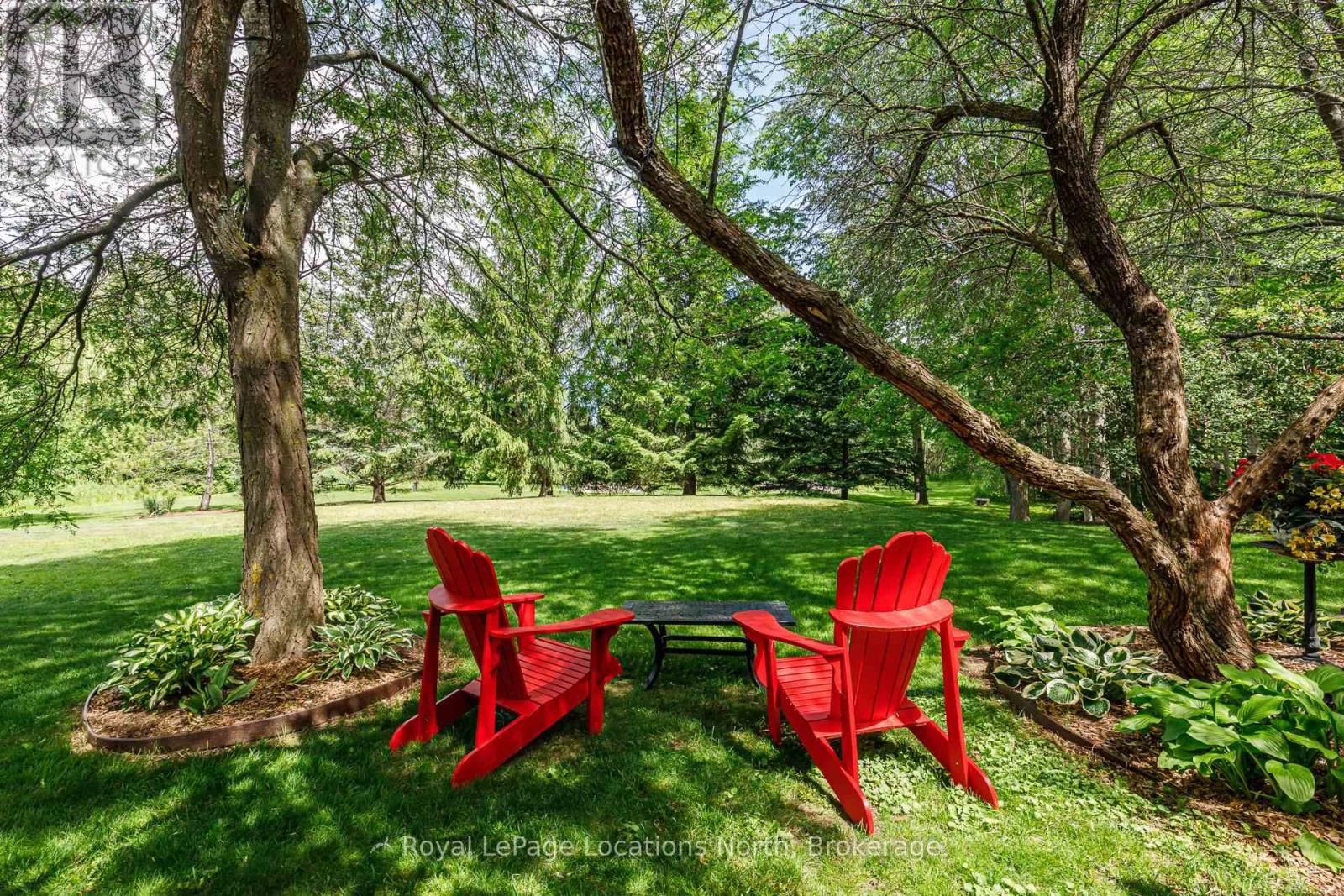44 BLACKBURN AVENUE - 39