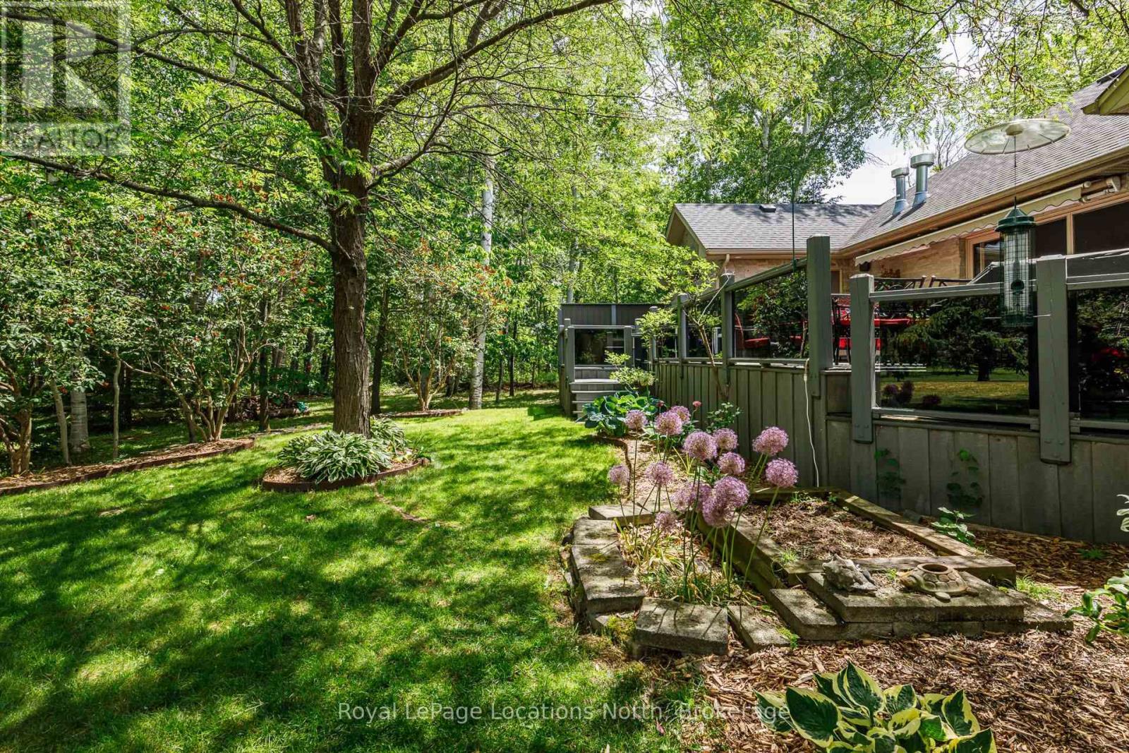 44 BLACKBURN AVENUE - 46