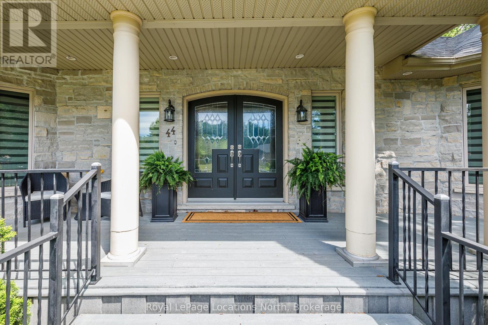 44 BLACKBURN AVENUE - 6