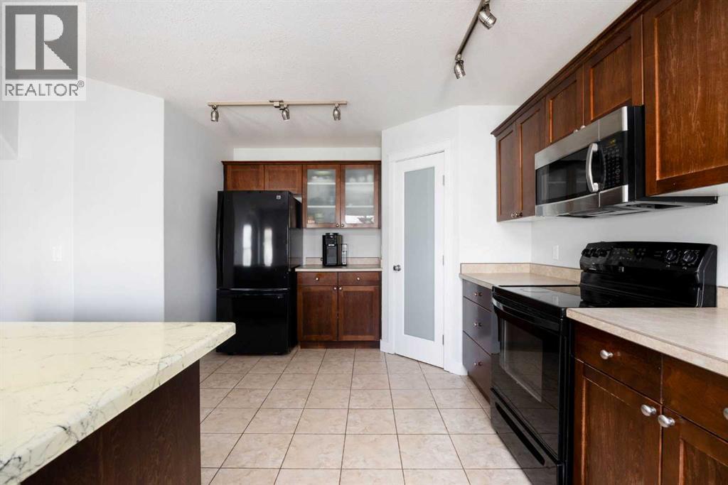388 Fireweed Crescent — photo 13