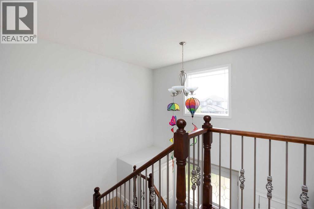 388 Fireweed Crescent — photo 16