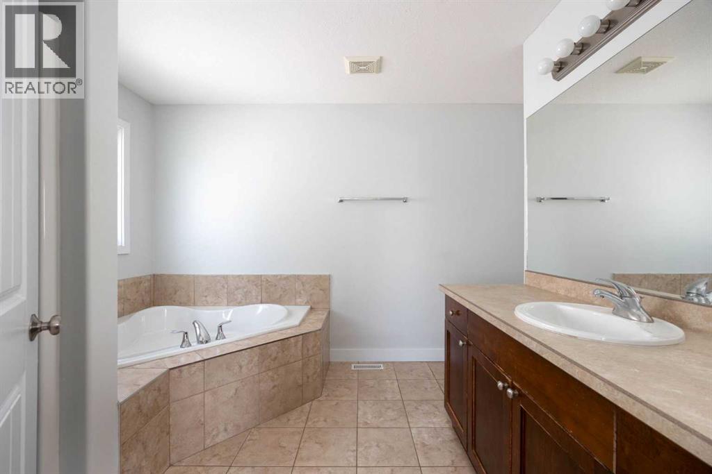 388 Fireweed Crescent — photo 24