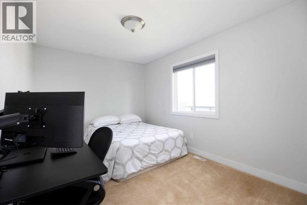 388 Fireweed Crescent — photo 21