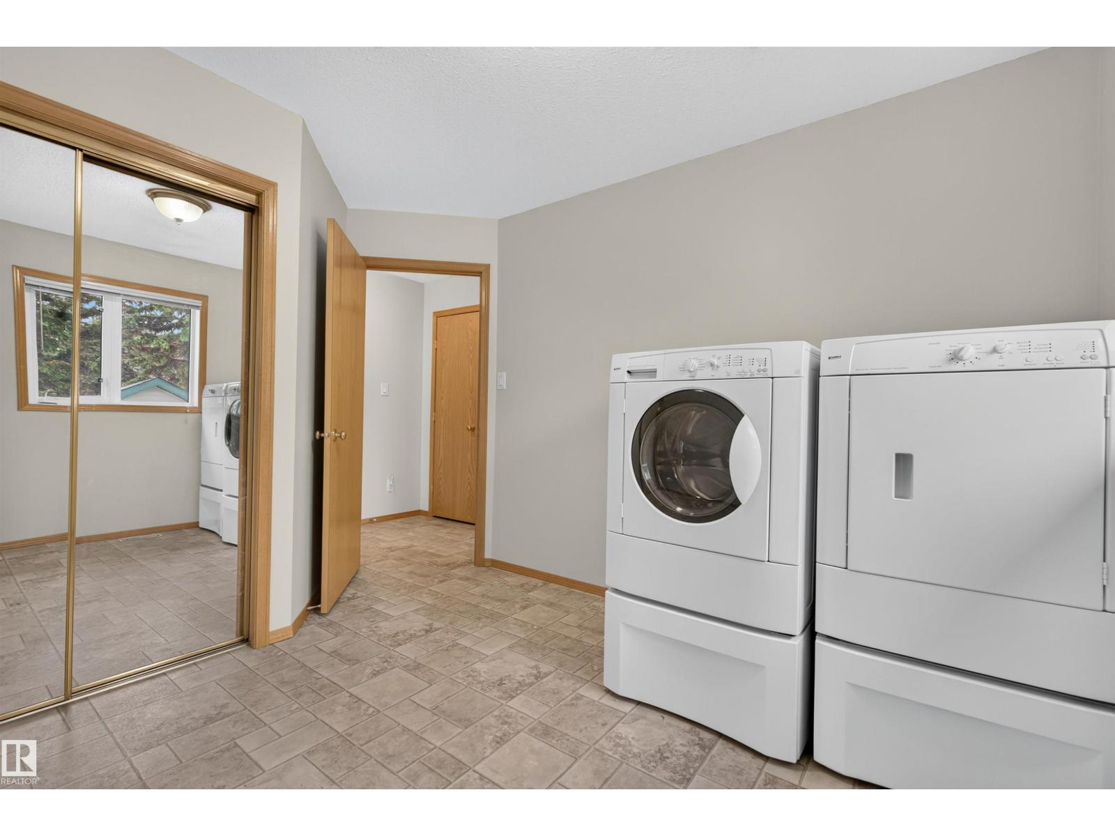 2403 3 AV — photo 16