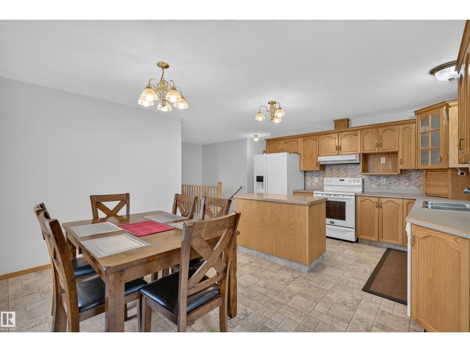 2403 3 AV - photo 2