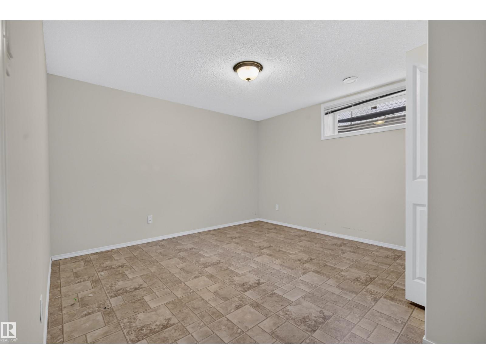 2403 3 AV — photo 22