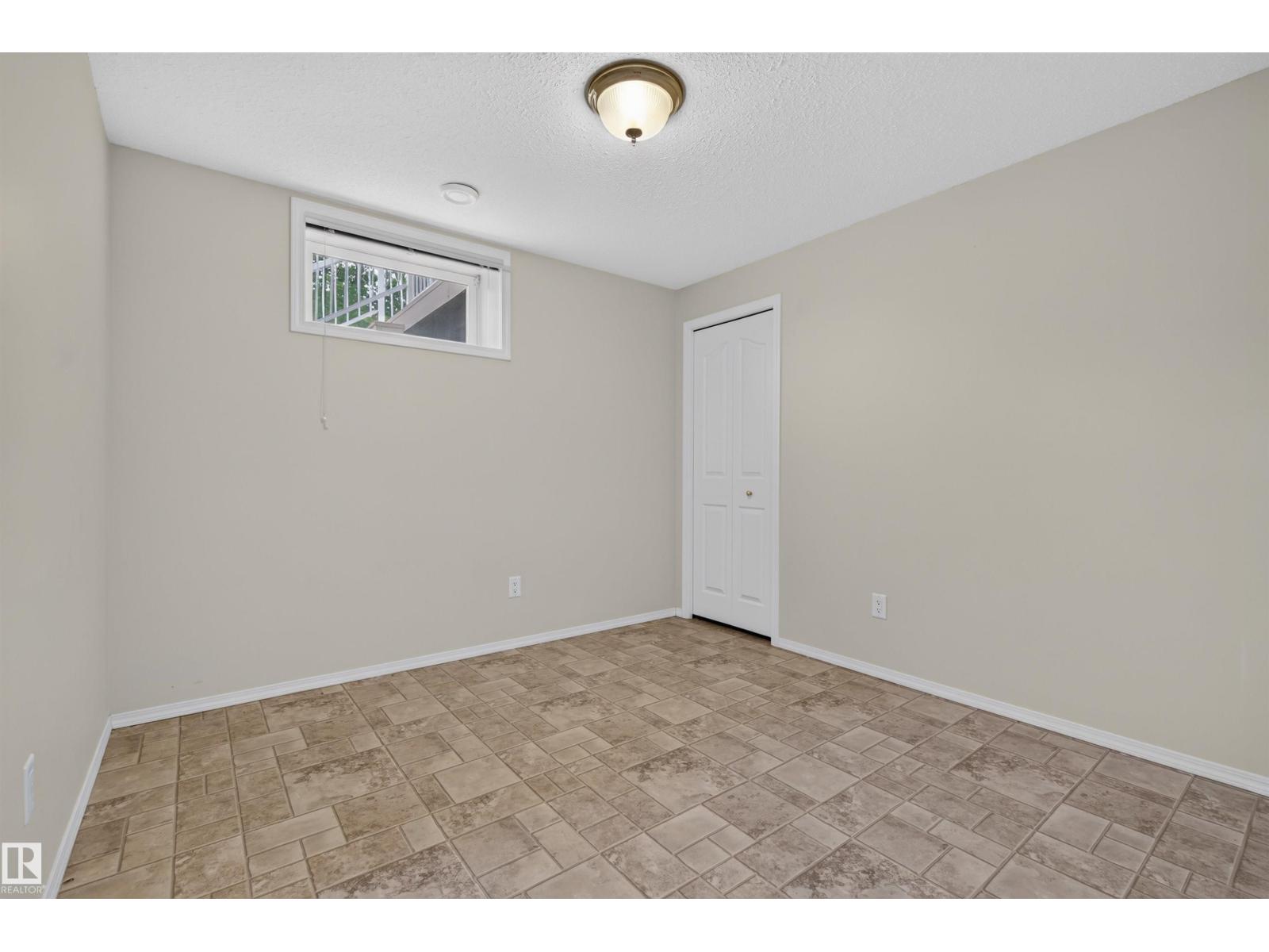 2403 3 AV — photo 24