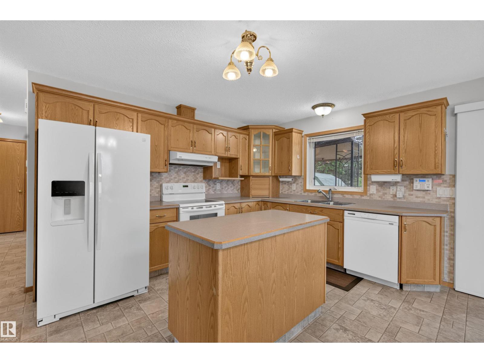 2403 3 AV - photo 5