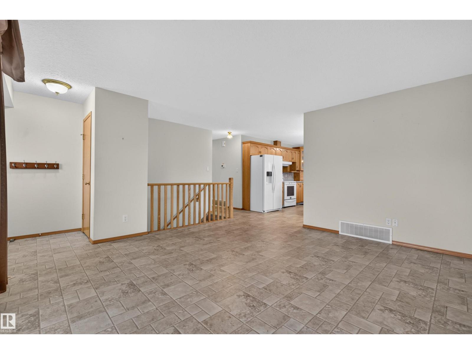 2403 3 AV — photo 8