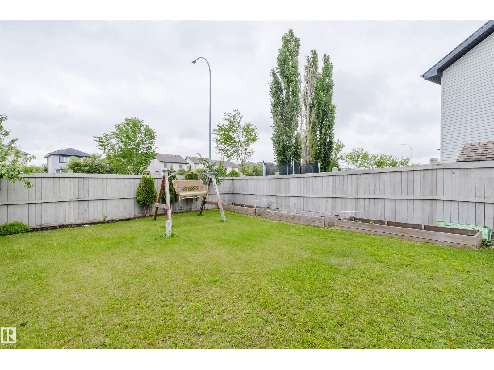 1289 CUNNINGHAM DR SW - 34