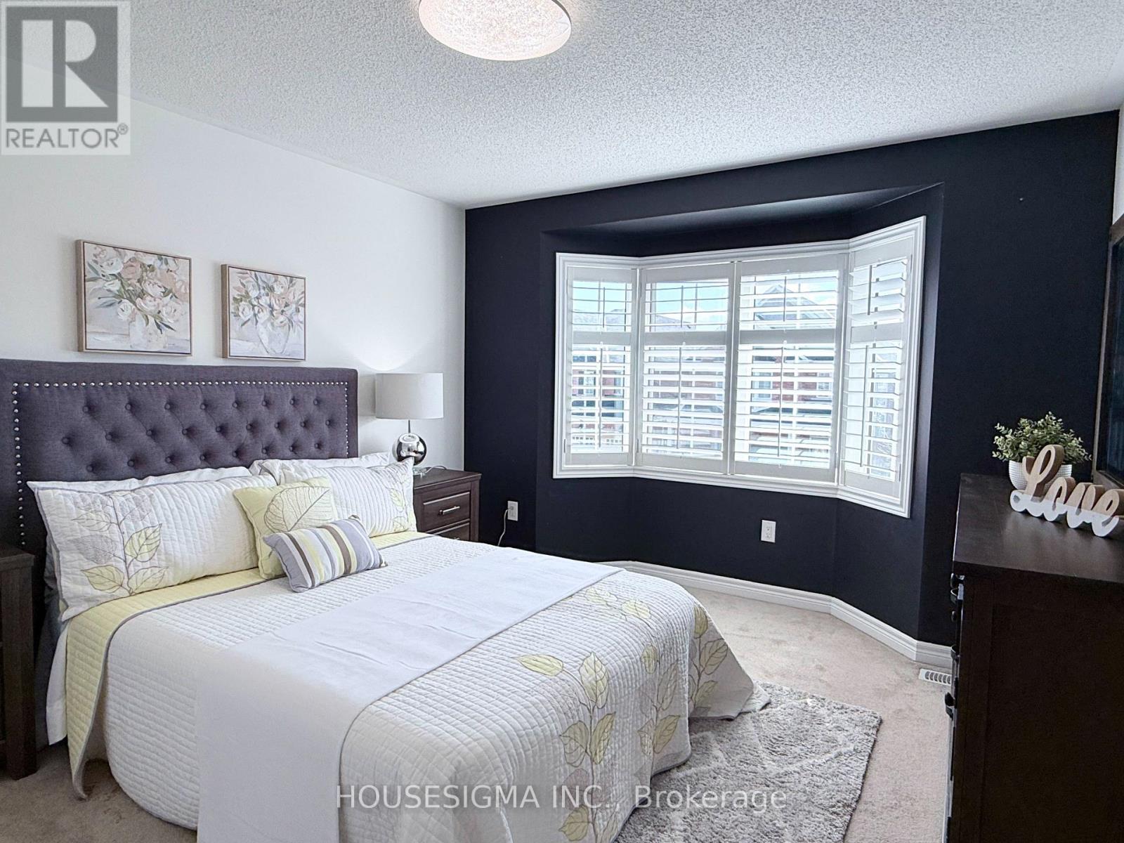 50 VICTORIAVILLE ROAD - 37