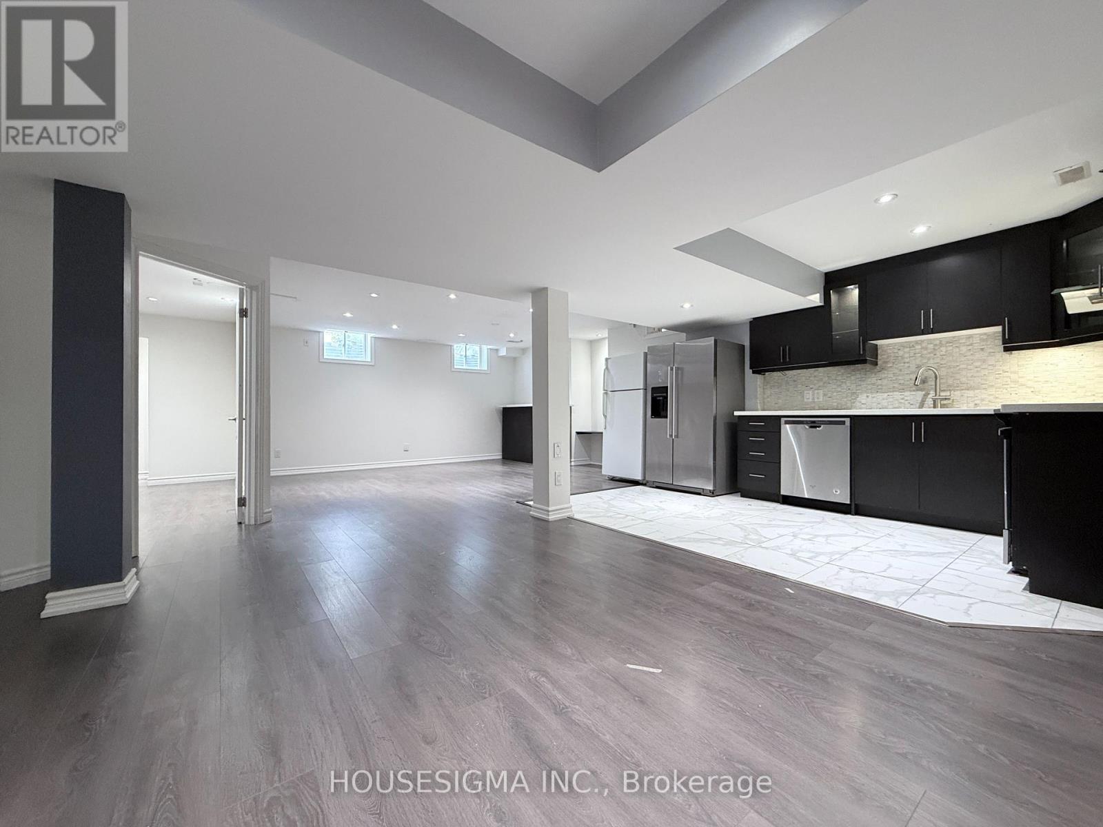 50 VICTORIAVILLE ROAD - 43