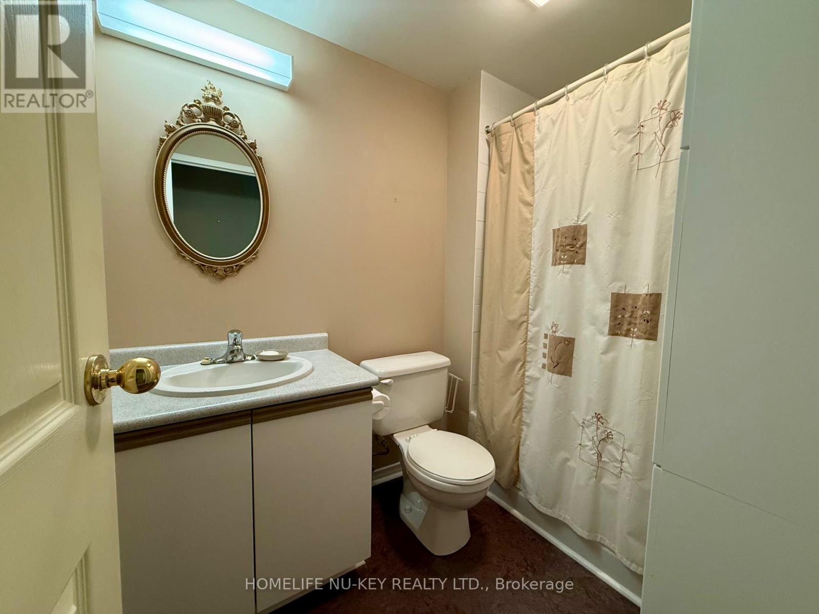 #108 11 BECK BOULEVARD - 17