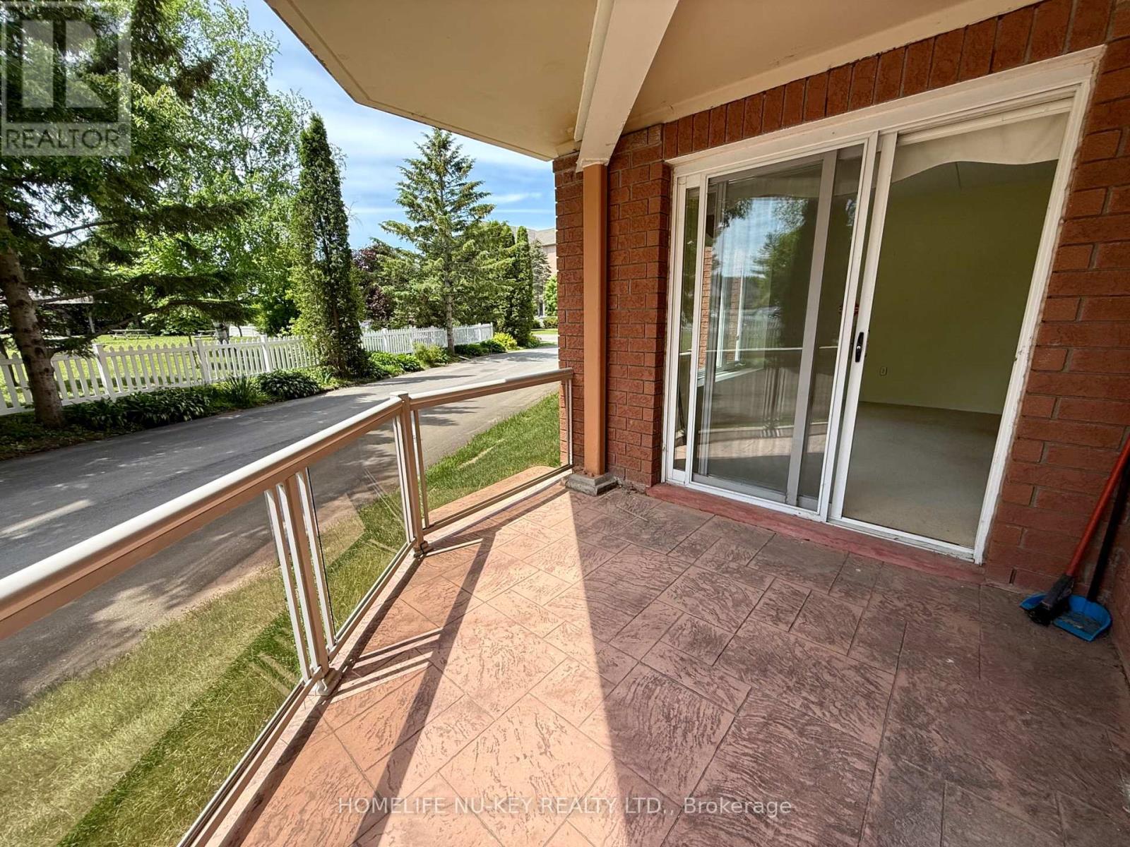 #108 11 BECK BOULEVARD - 15