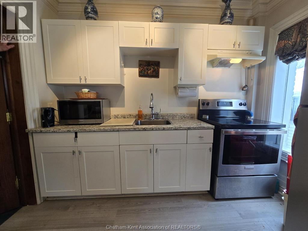 257 ST. CLAIR STREET - 3