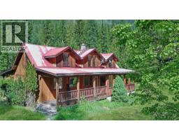 Partial ensuite bathroom - 122 Perepolkin Road, Hills, BC V0G1S1 Photo 9