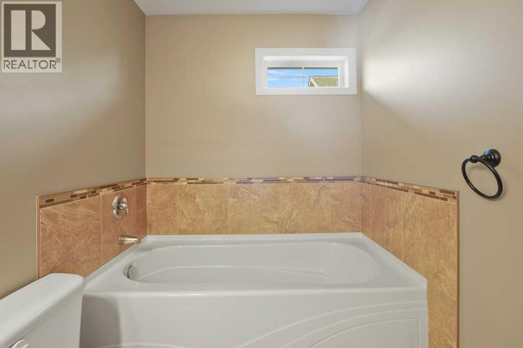 7115 Henner's Road, Lacombe