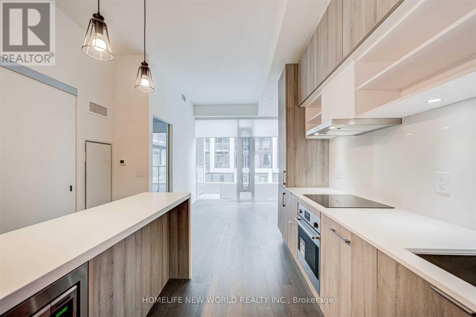 #1037 8 HILLSDALE AVENUE - 11