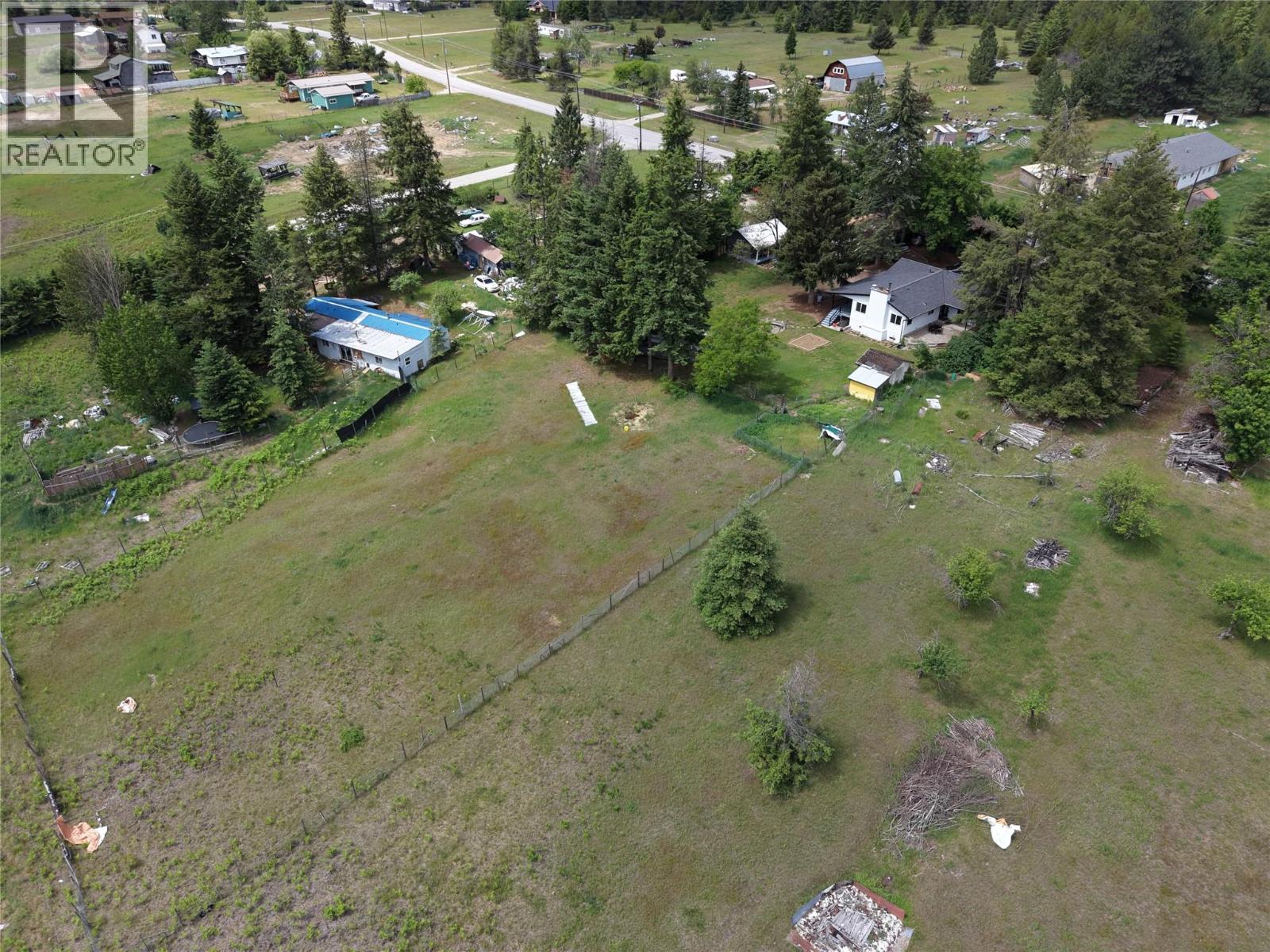 3718 Krestova Road - 46