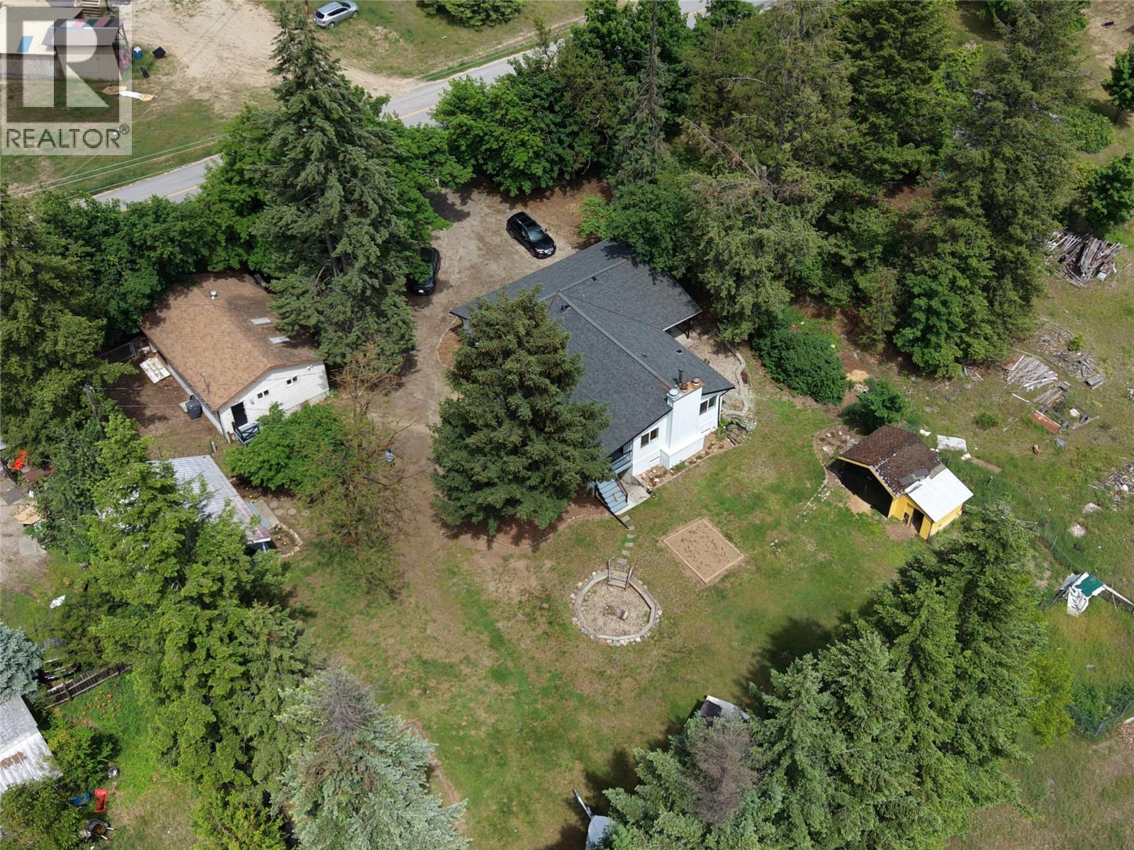 3718 Krestova Road - 43