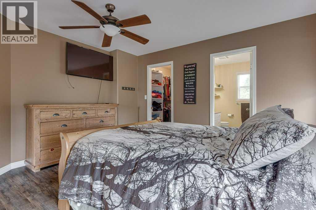 32 Duval Close, Red Deer