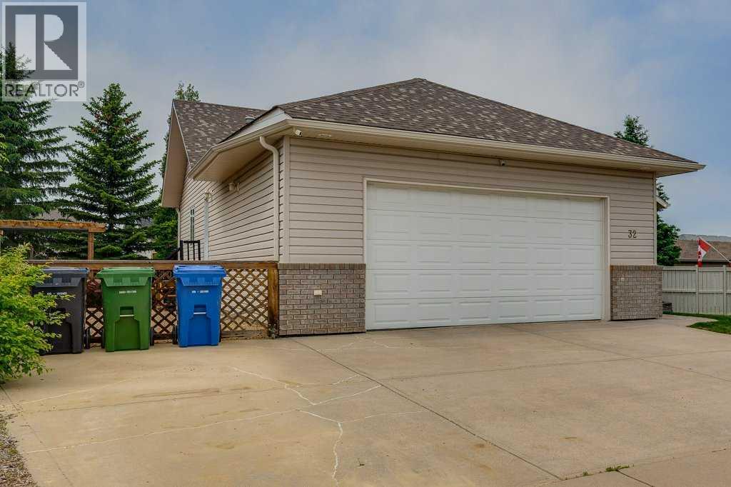 32 Duval Close, Red Deer