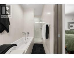 1508 6 Street SW - photo 9