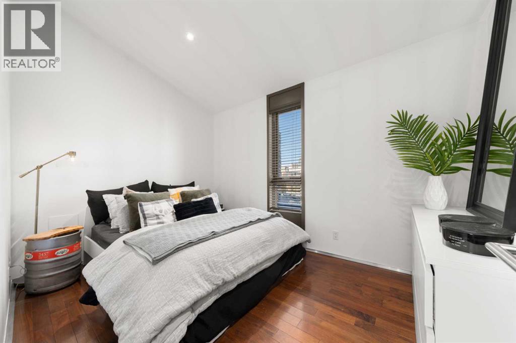 1508 6 Street SW - 14
