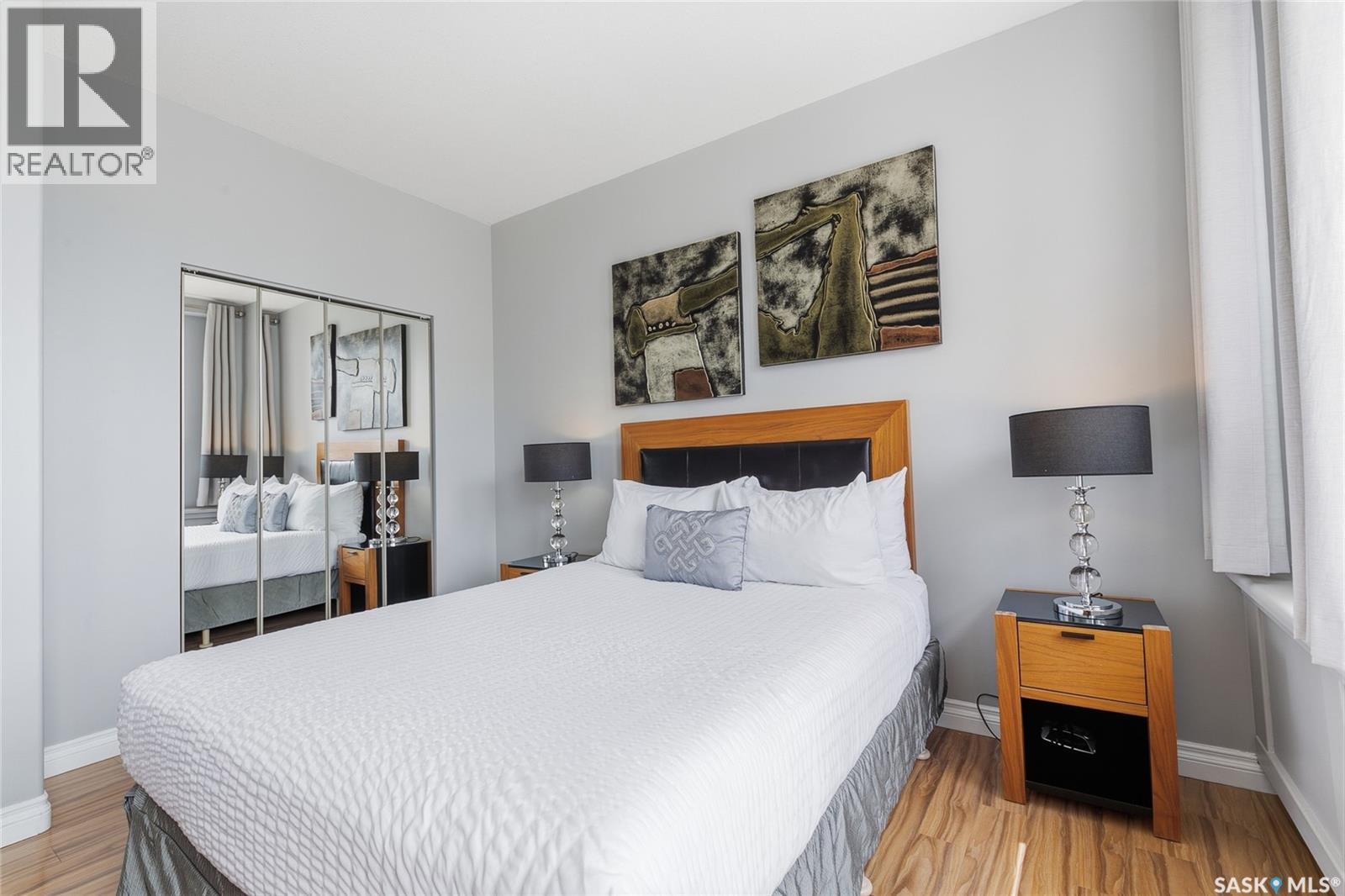 #805 1867 Hamilton STREET - 19