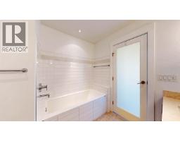 402 650 Evergreen Place, North Vancouver, BC V7N0A5 Photo 31