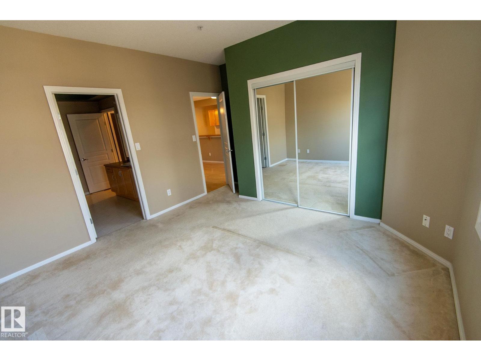 #412 11039 83 AV NW - 14