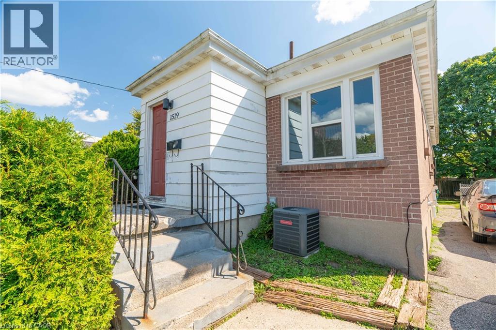 1519 HOWLAND Avenue - 5