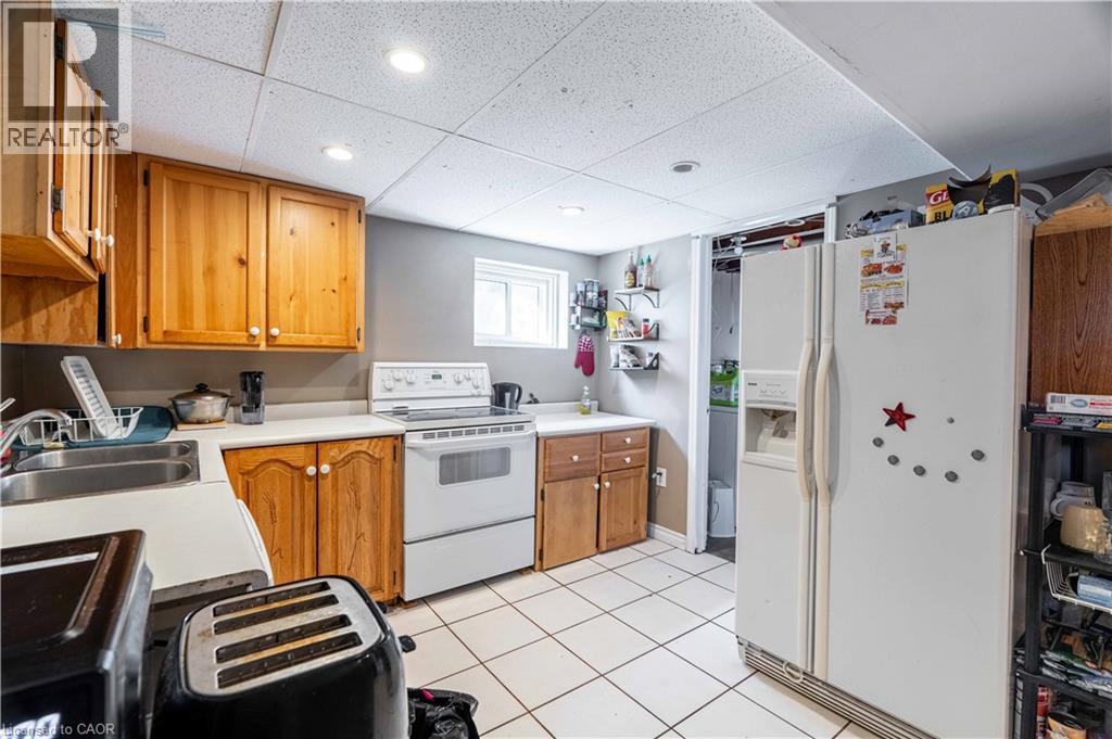 1519 HOWLAND Avenue - 25
