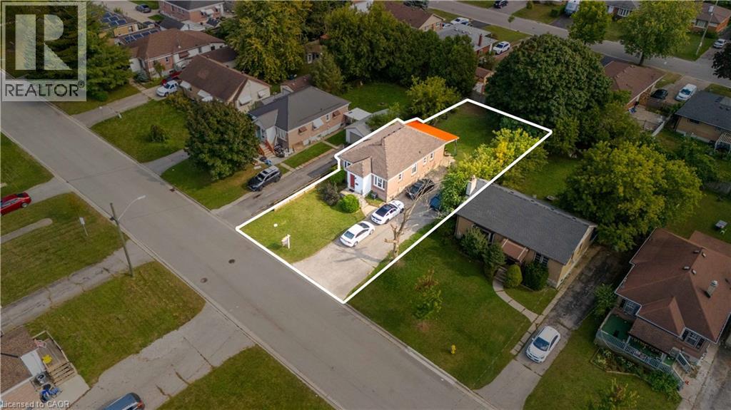 1519 HOWLAND Avenue - 3