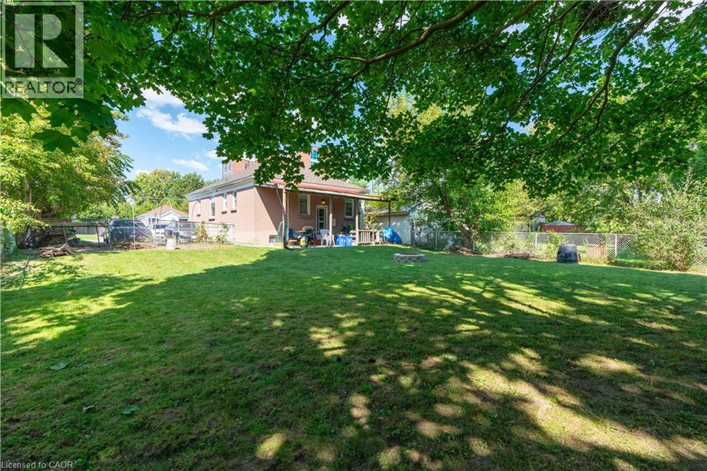 1519 HOWLAND Avenue - 35