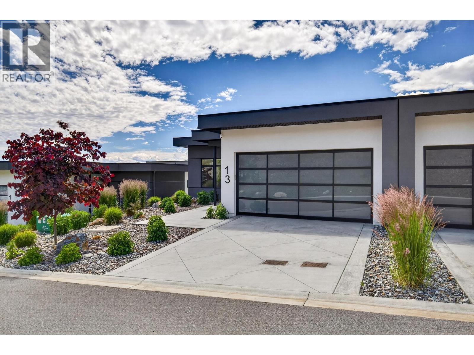 #13 9201 Okanagan Centre Road W - 42