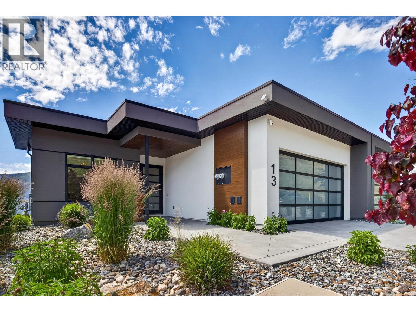#13 9201 Okanagan Centre Road W - 3