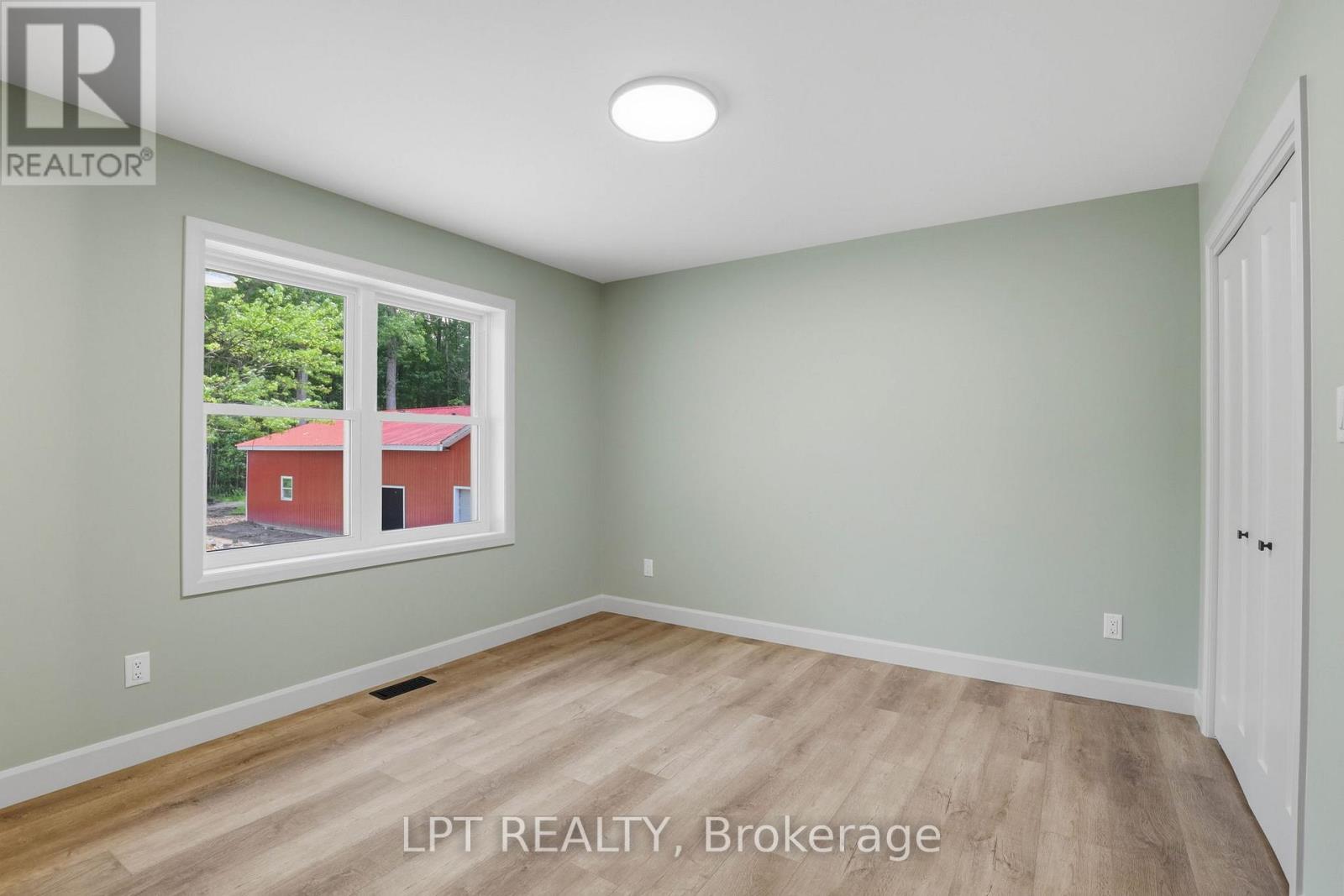 2523 TRILLIUM DRIVE - 25