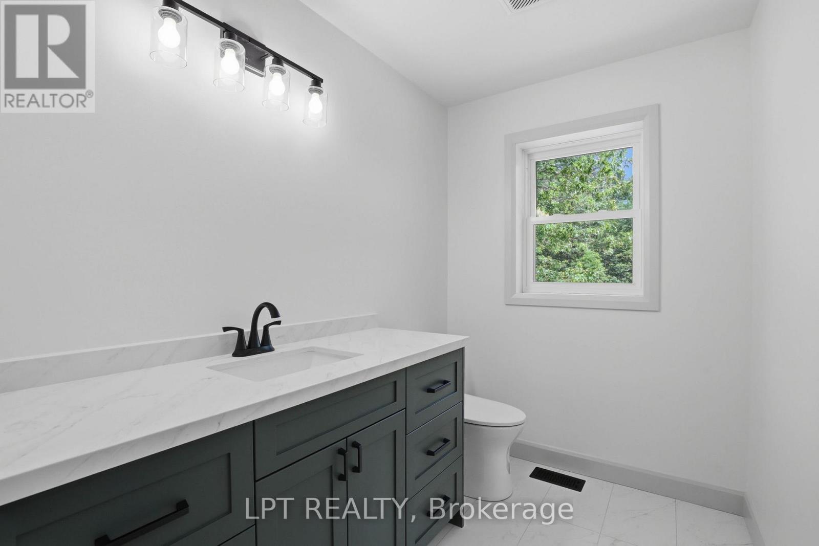 2523 TRILLIUM DRIVE - 36