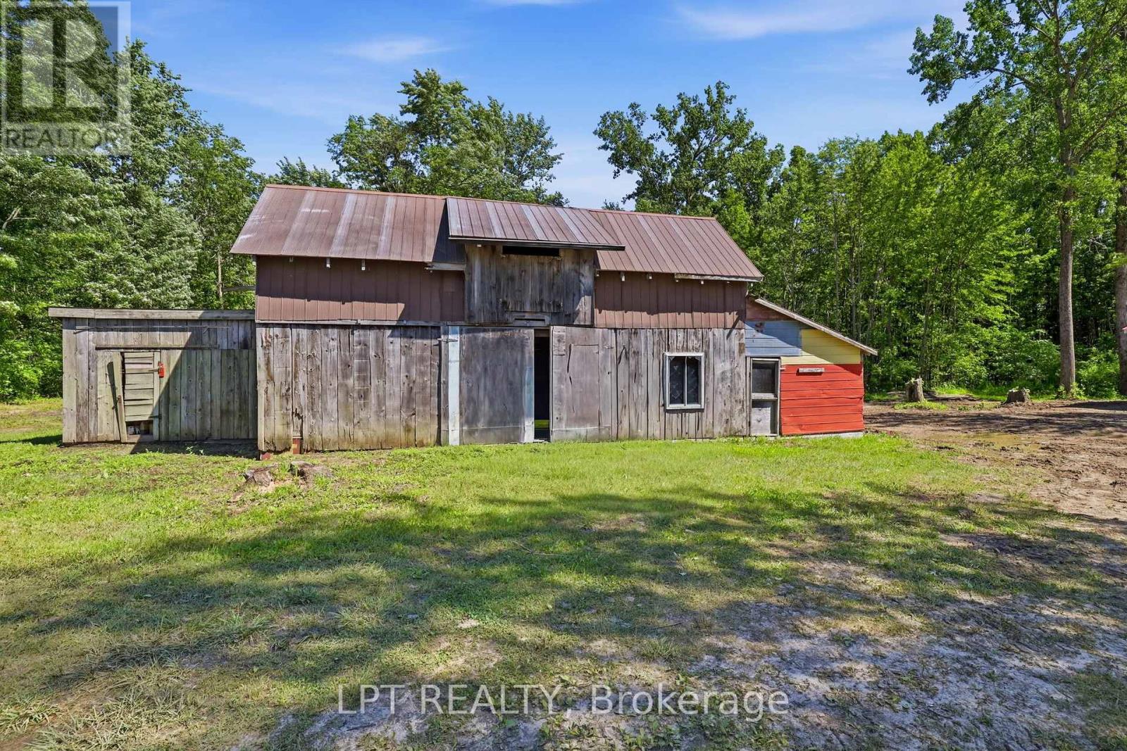 2523 TRILLIUM DRIVE - 43