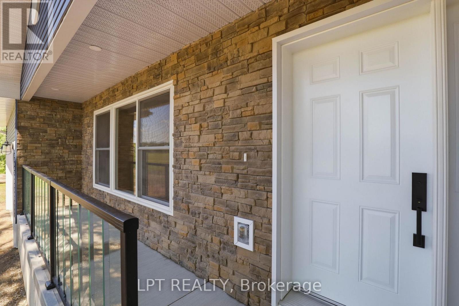 2523 TRILLIUM DRIVE - 6