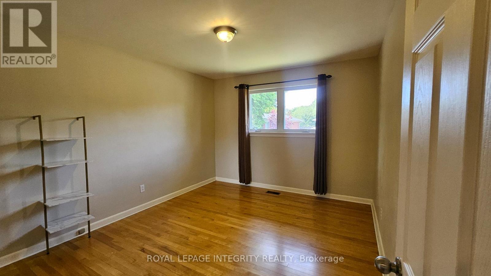 3 Bed, 1 Bath House for Rent in Ottawa – 1764 GAGE CRESCENT, Ottawa – MLS# X13454156 - Image 21