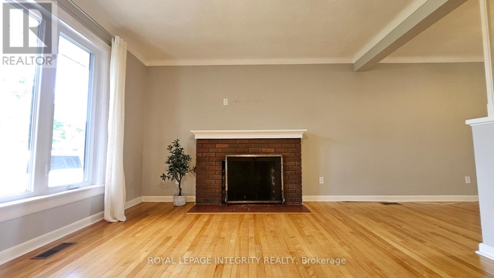 3 Bed, 1 Bath House for Rent in Ottawa – 1764 GAGE CRESCENT, Ottawa – MLS# X13454156 - Image 24