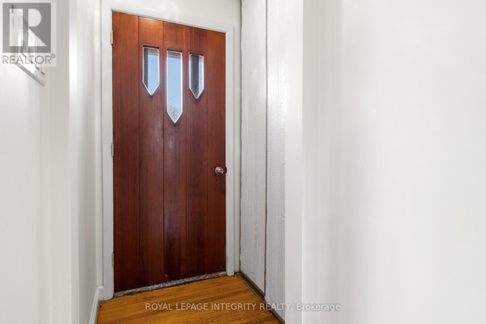 65 DAVID DRIVE - 20