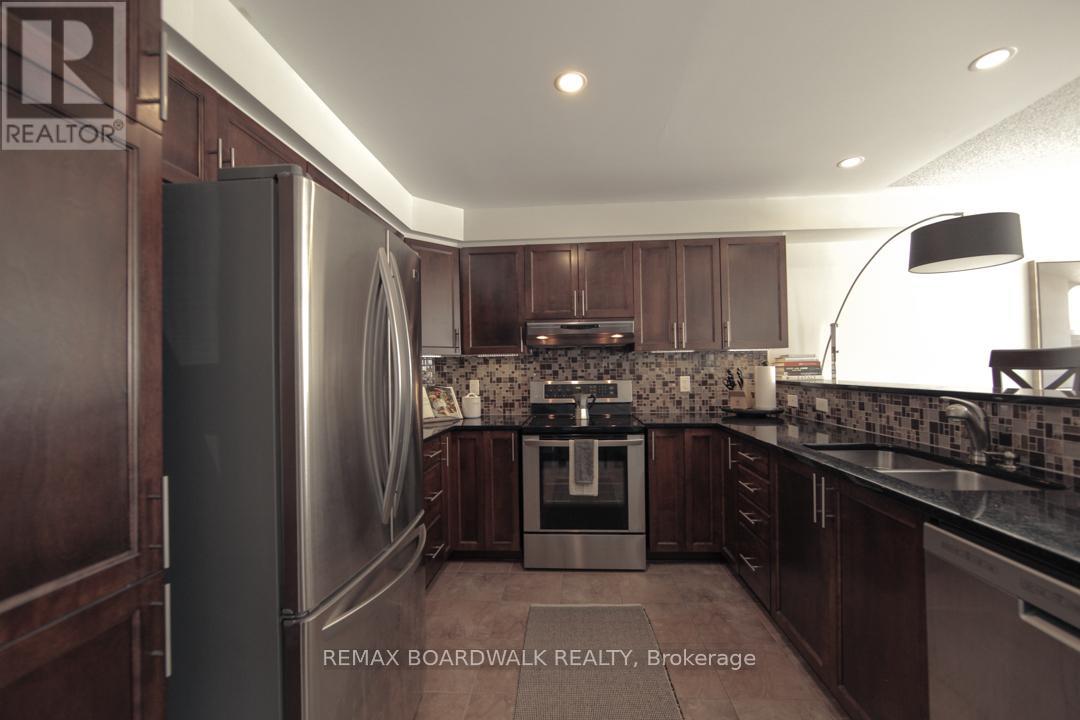 2 Bed, 2 Bath House for Sale in Ottawa – 382 CITIPLACE DRIVE, Ottawa – MLS# X13454206 - Image 18