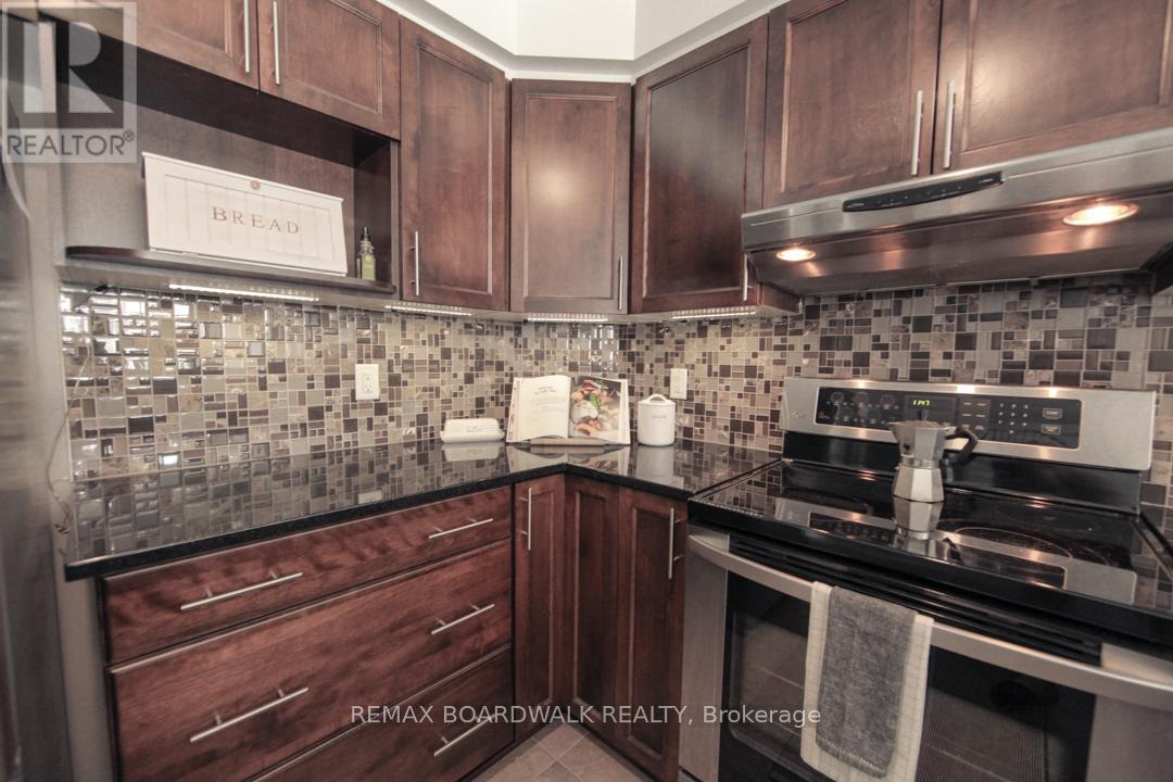 2 Bed, 2 Bath House for Sale in Ottawa – 382 CITIPLACE DRIVE, Ottawa – MLS# X13454206 - Image 19