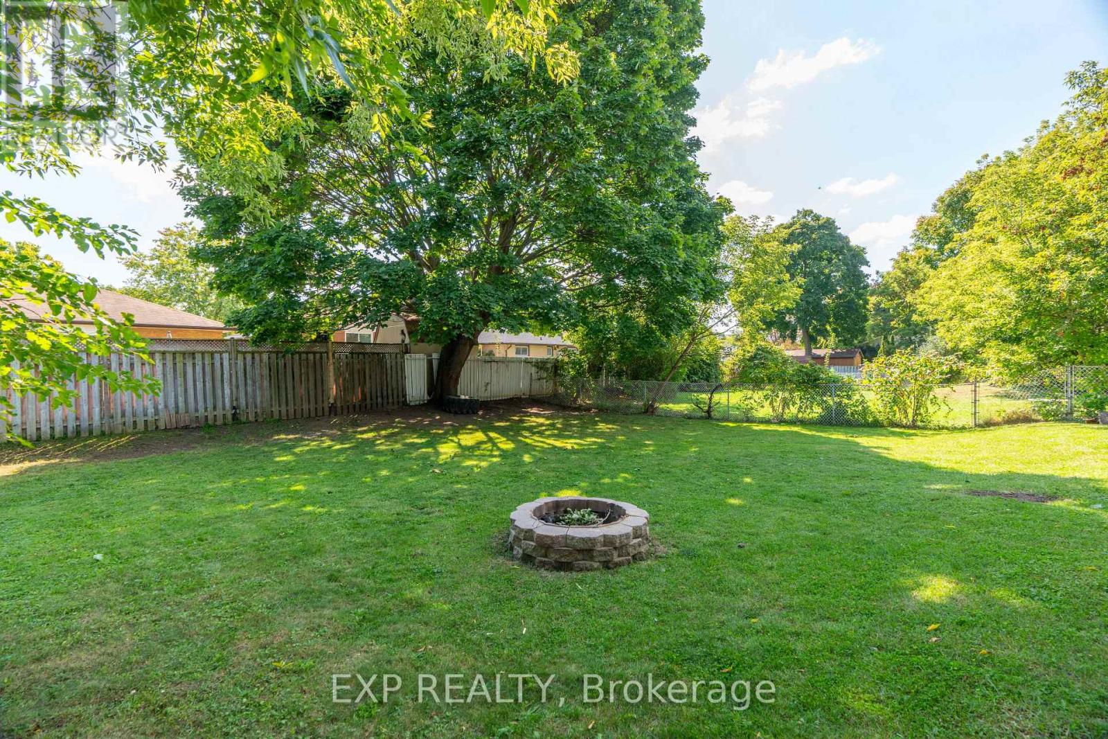 1519 HOWLAND AVENUE - 38