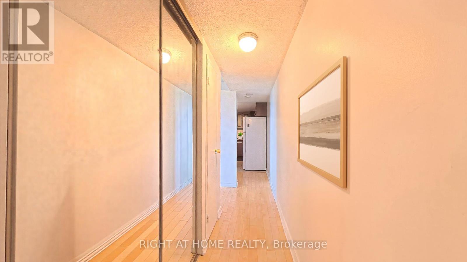 2 Bed, 1 Bath House for Rent in Ottawa – 2001 – 1785 FROBISHER LANE, Ottawa – MLS# X13231838 - Image 5