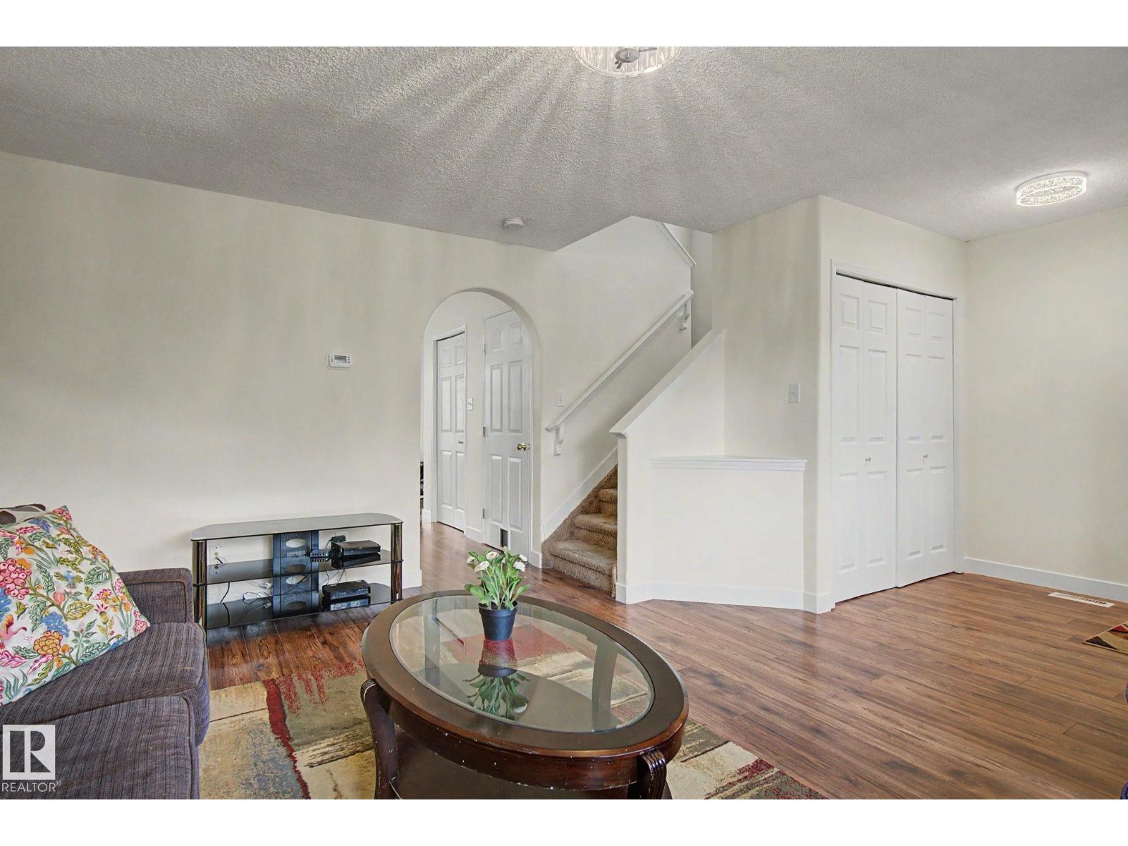 710 Glenwright CO NW - 9